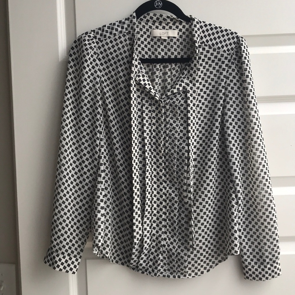 Loft Long Sleeve top
